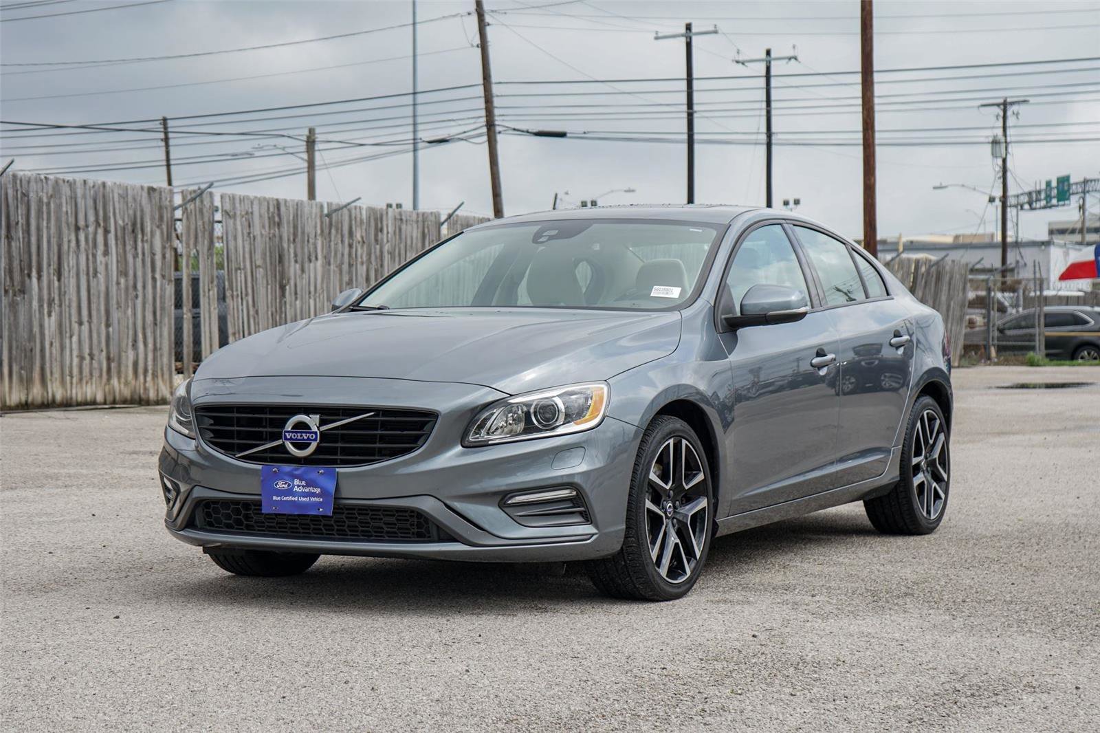 Used 2018 Volvo S60 T5 Dynamic w/ Vision Package image 8