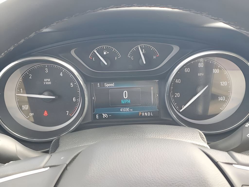 Used 2020 Buick Envision Essence image 37