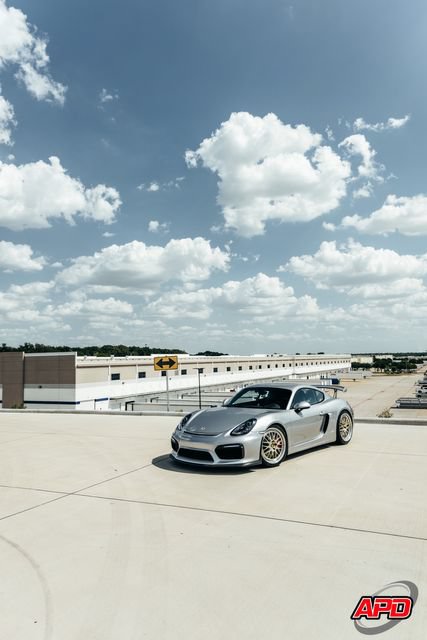 Used 2016 Porsche Cayman GT4 RWD image 38
