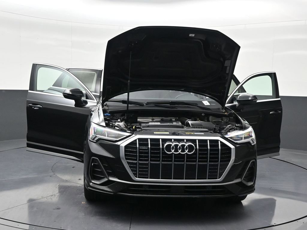 Used 2019 Audi Q3 2.0T Premium Plus w/ Premium Plus Package image 36