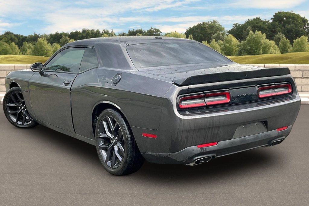 Used 2022 Dodge Challenger R/T w/ Blacktop Package RWD image 10