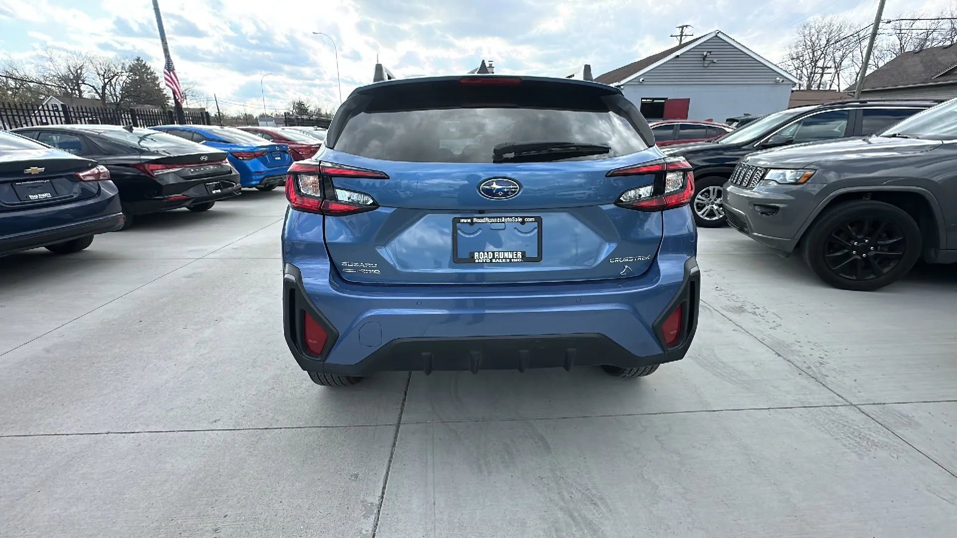 Used 2024 Subaru Crosstrek 2.0i Premium AWD/4WD image 6
