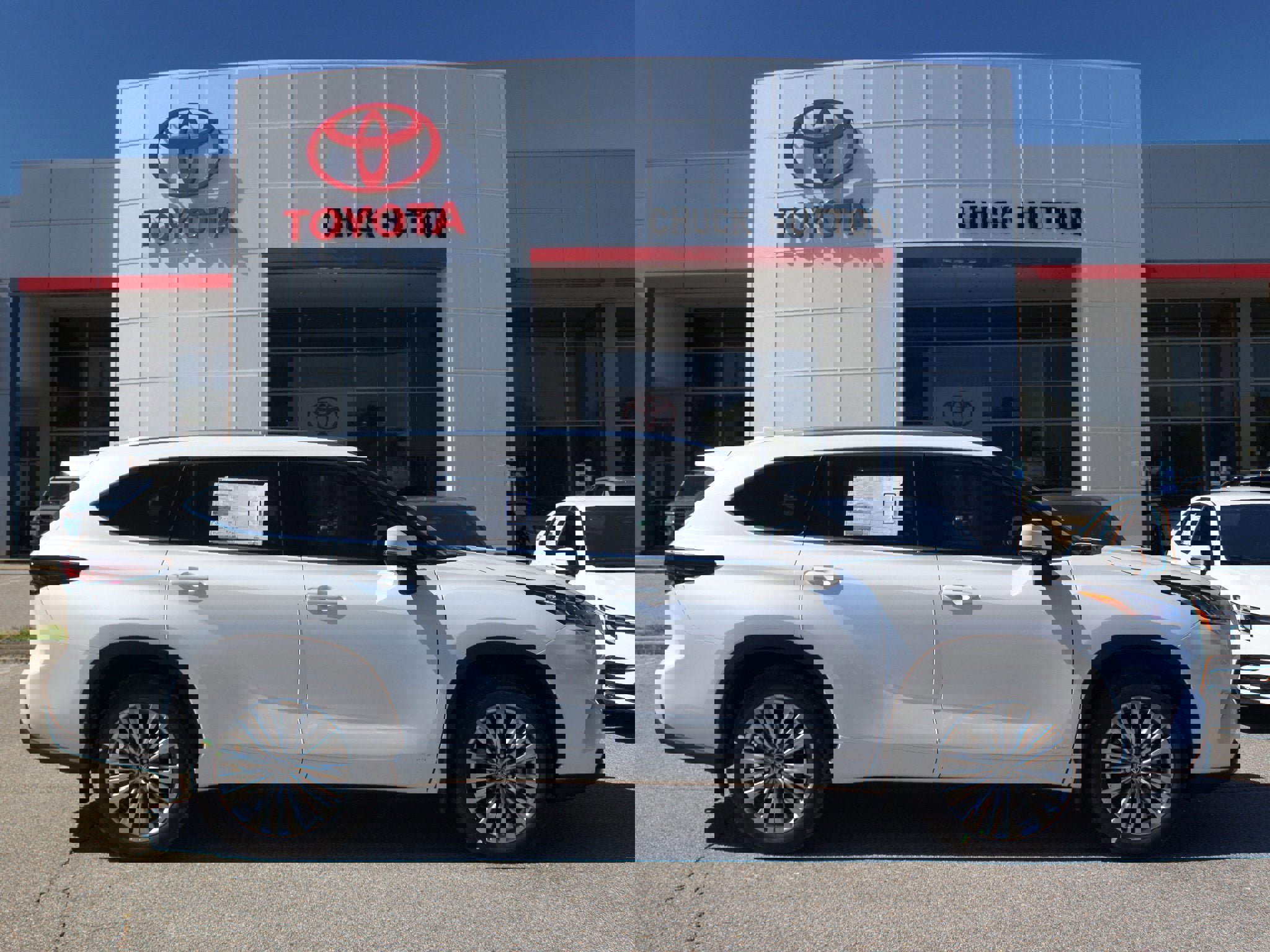 New 2026 Toyota Highlander Platinum image 25