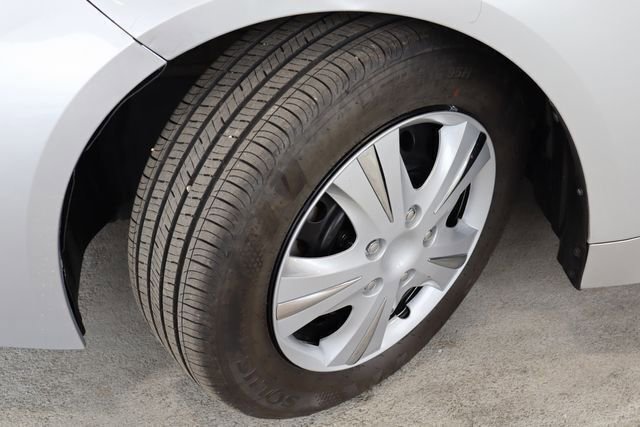 Used 2020 Toyota Corolla SE image 46