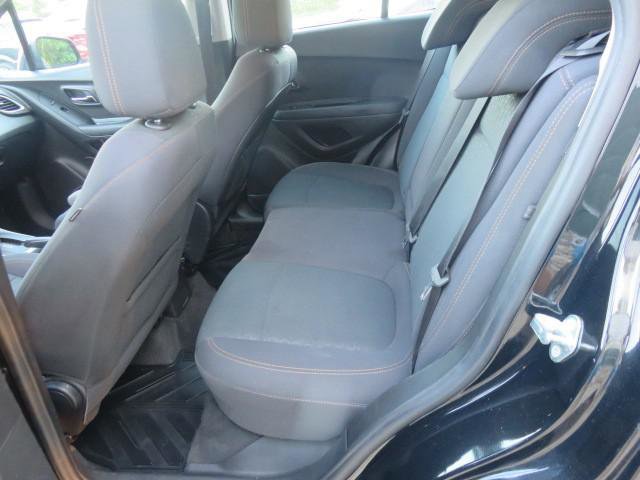 Used 2018 Chevrolet Trax LS w/ LPO, Protection Package AWD/4WD image 24