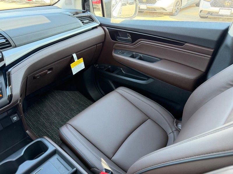 New 2026 Honda Odyssey Touring image 20