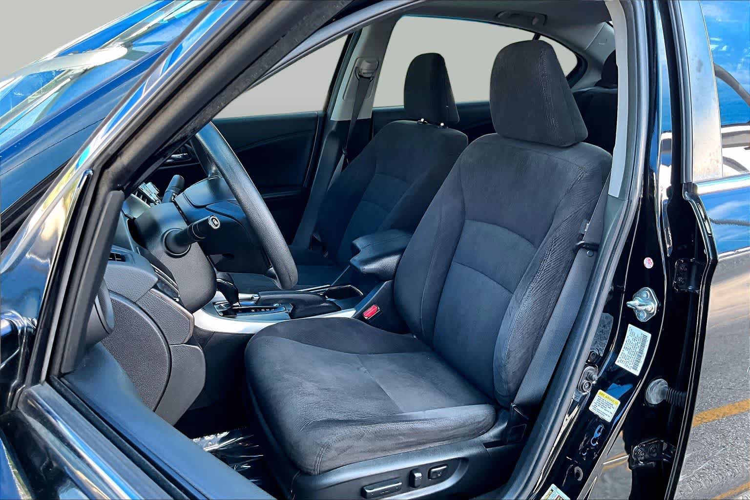 Used 2015 Honda Accord EX image 8