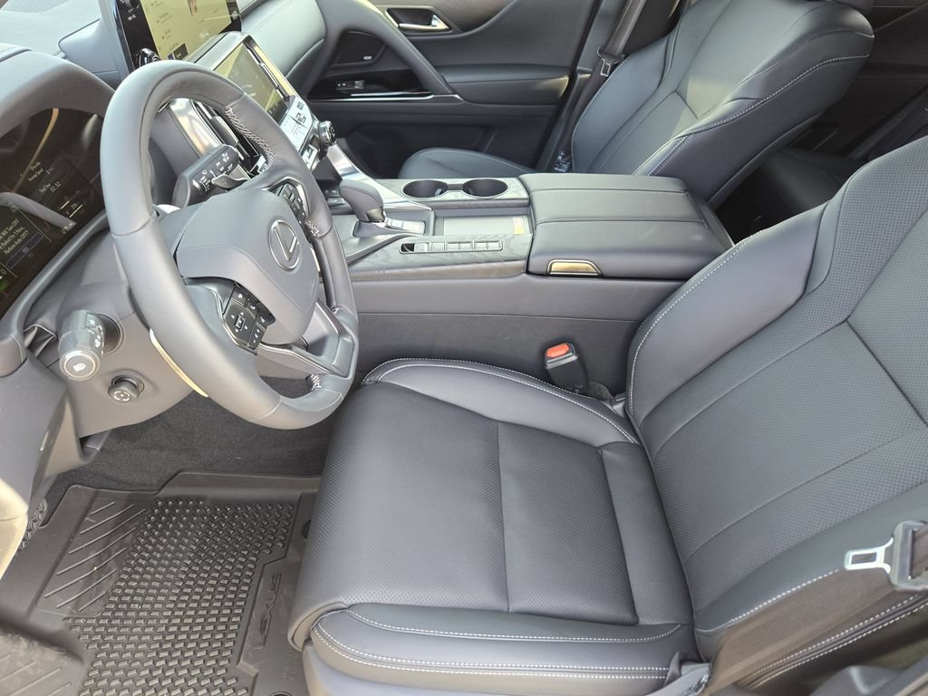 New 2026 Lexus LX 700h Luxury w/ Appearance Package AWD/4WD image 9