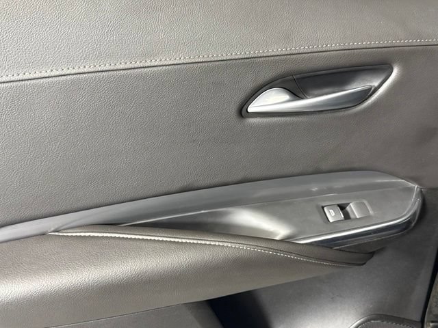 Certified 2025 Cadillac XT4 Premium Luxury FWD image 24