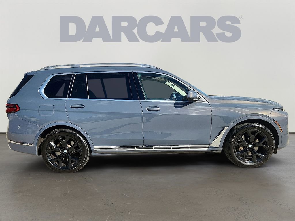 Used 2023 BMW X7 xDrive40i w/ Executive Package image 7