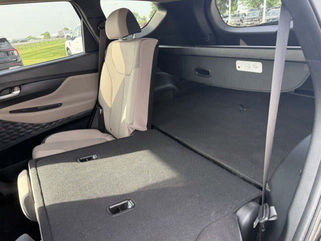 Used 2023 Hyundai Santa Fe SE AWD/4WD image 29