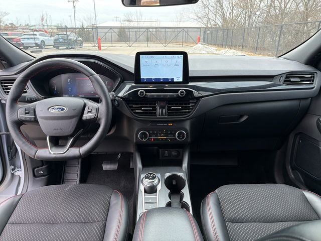 Used 2025 Ford Escape ST-Line Select image 12