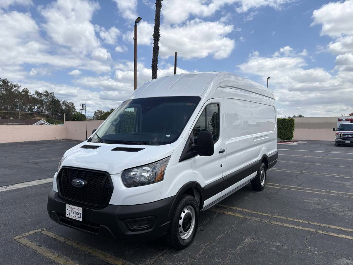 Used 2023 Ford Transit 250 148 High Roof Extended w/ Load Area Protection Package RWD image 6