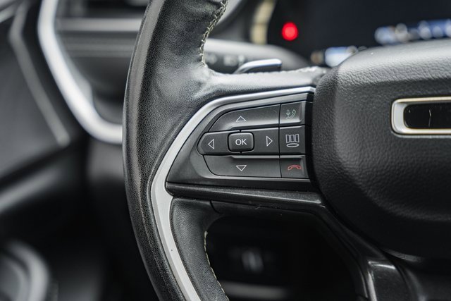 Used 2022 Jeep Grand Cherokee Altitude image 34