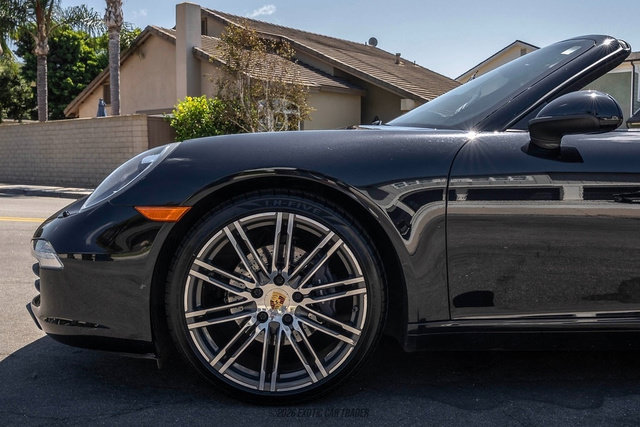 Used 2015 Porsche 911 Carrera RWD image 4