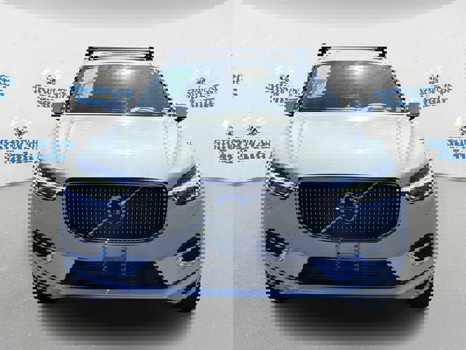 Used 2018 Volvo XC60 T8 Inscription image 10