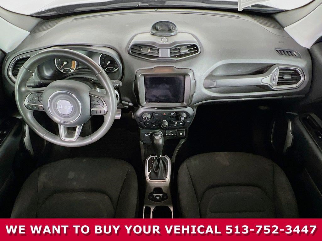 Used 2022 Jeep Renegade Latitude AWD/4WD image 18