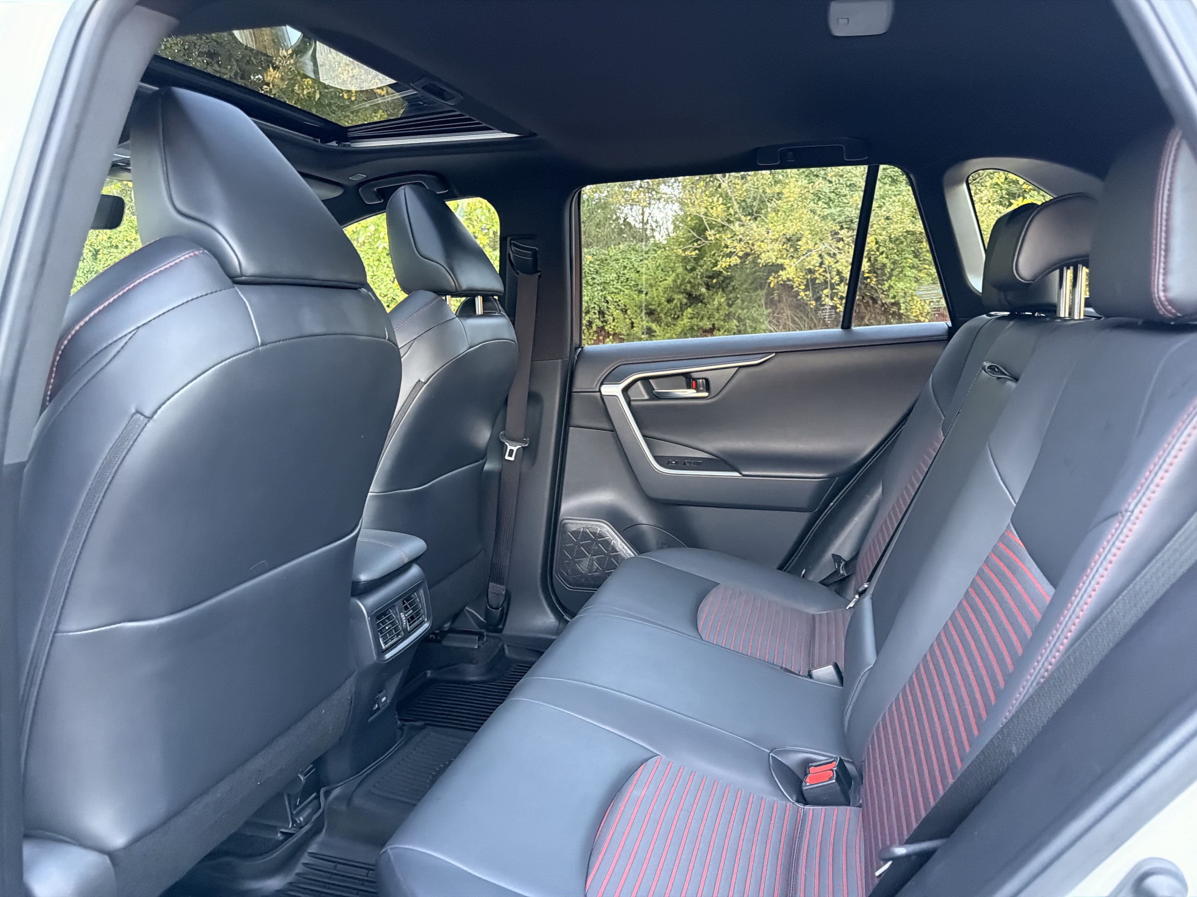 Used 2023 Toyota RAV4 XSE w/ Weather Package AWD/4WD image 27