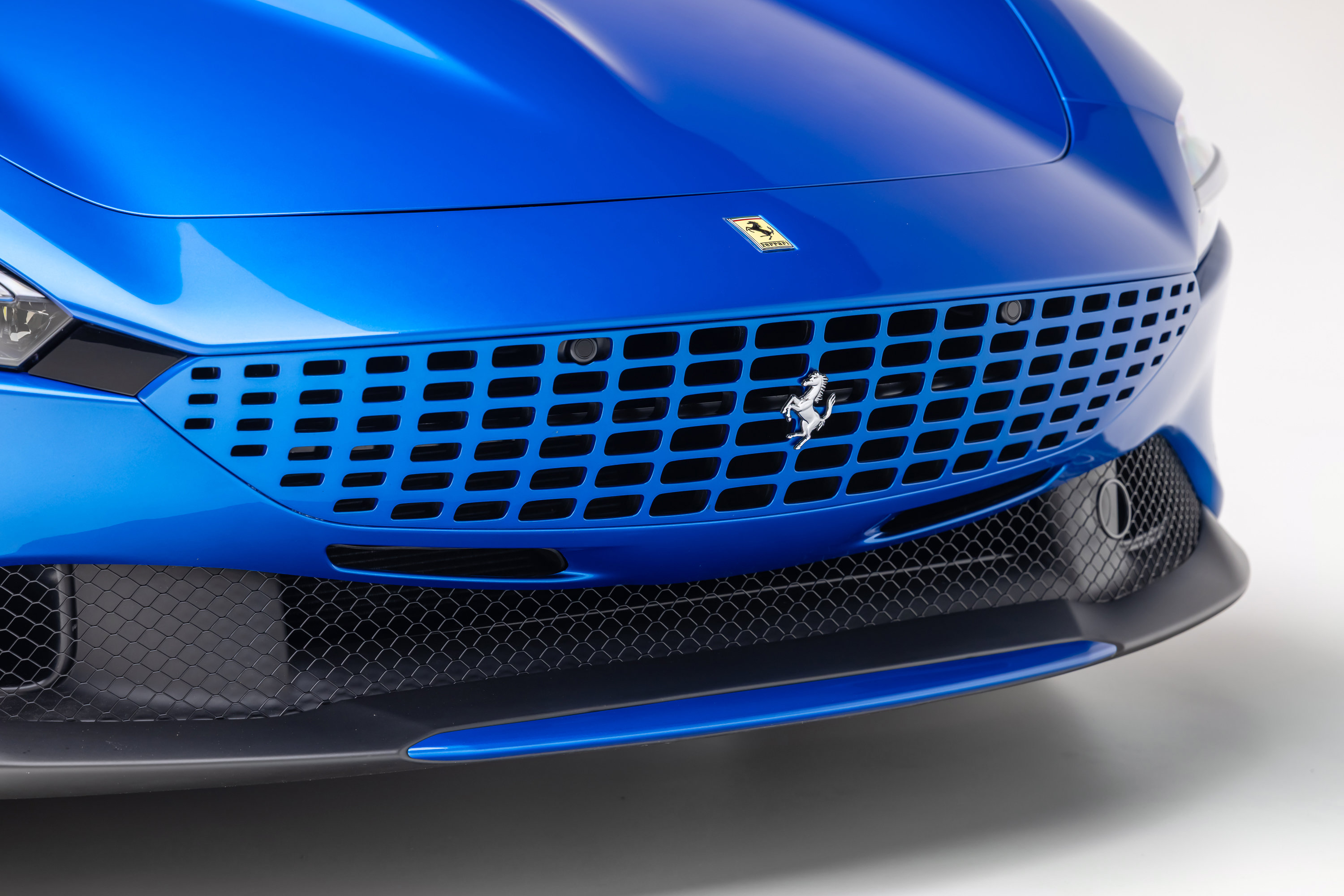 Used 2026 Ferrari Roma Spider RWD image 23