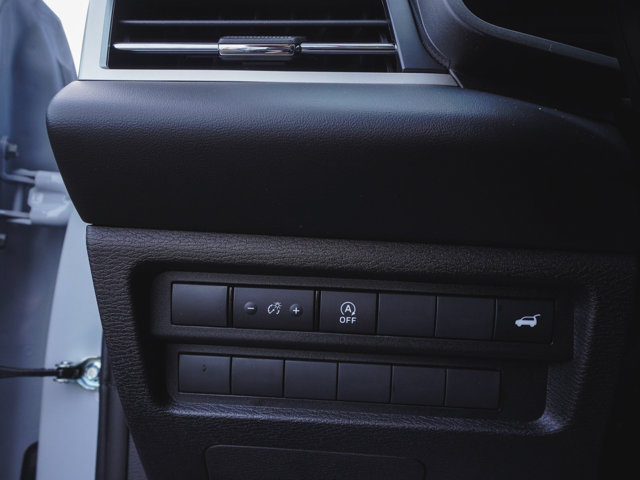 New 2026 Mitsubishi Outlander AWD image 24