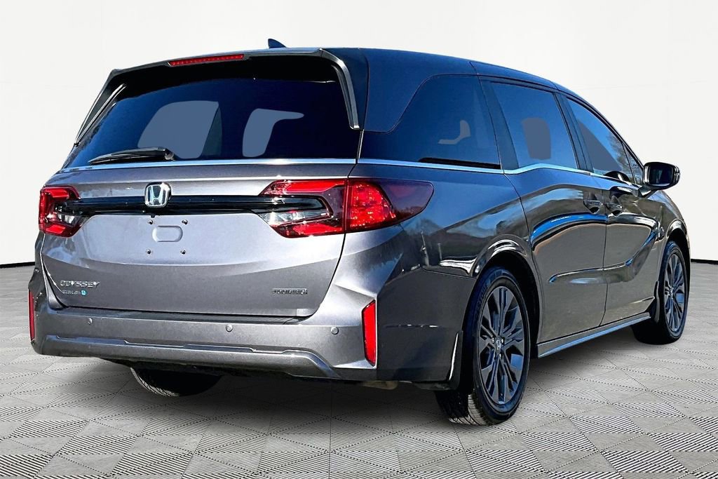 Used 2025 Honda Odyssey Touring image 6