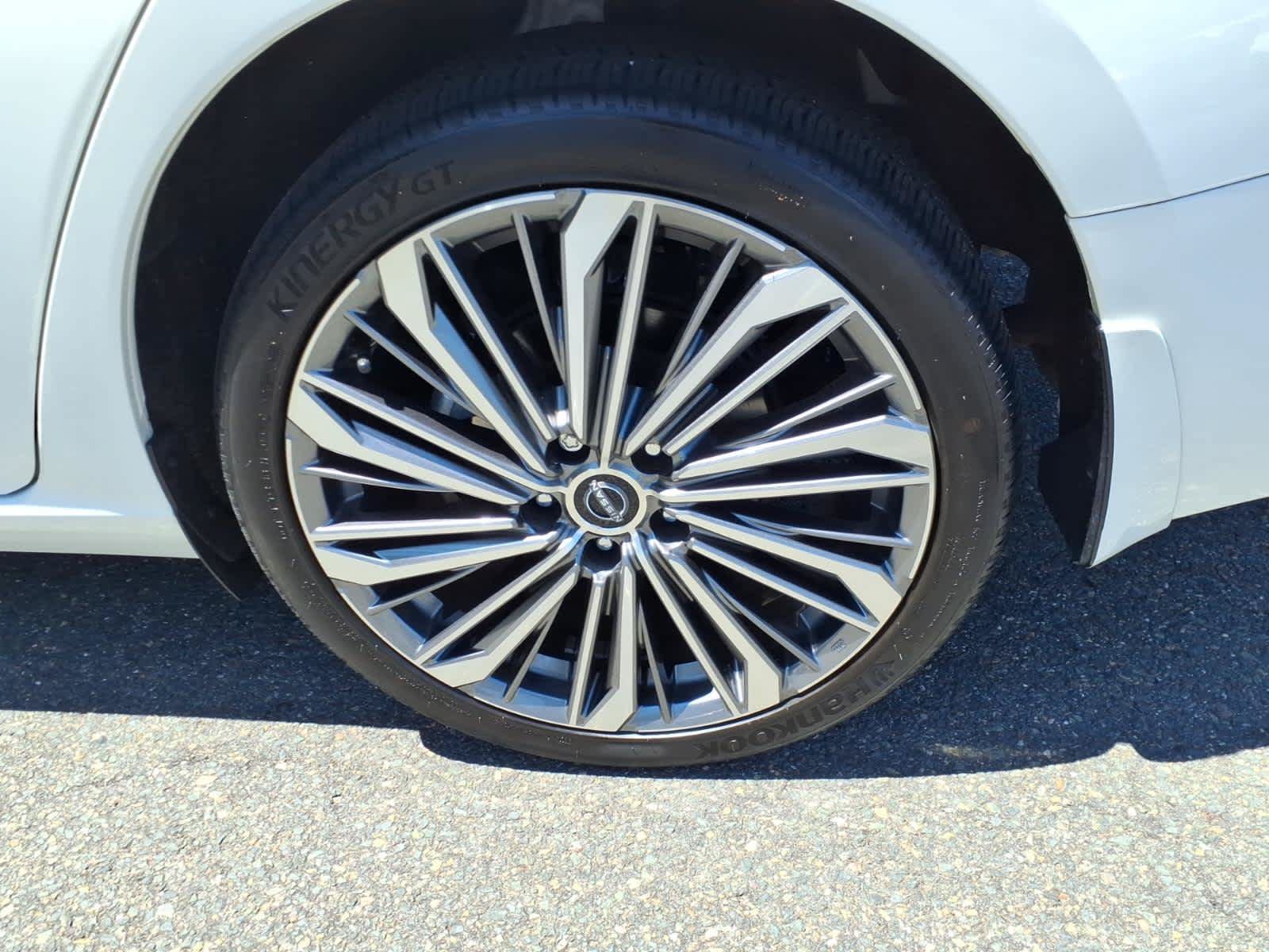 Certified 2024 Nissan Altima 2.5 SL AWD/4WD image 9