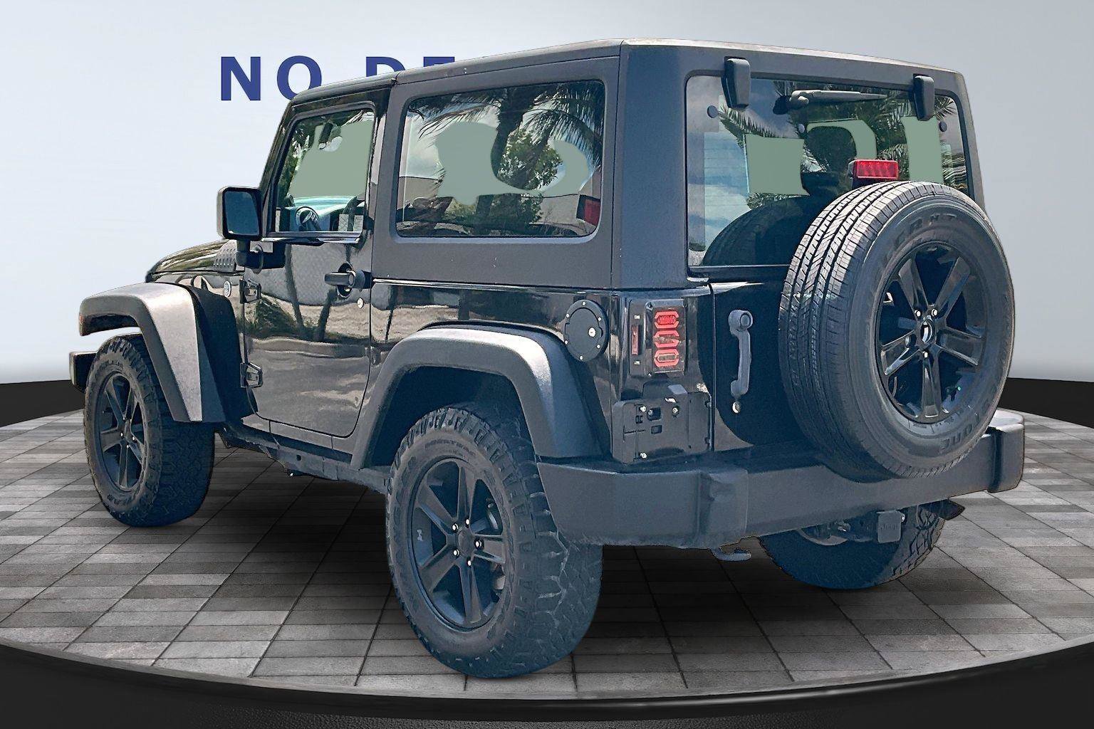 Used 2012 Jeep Wrangler Sport AWD/4WD image 4