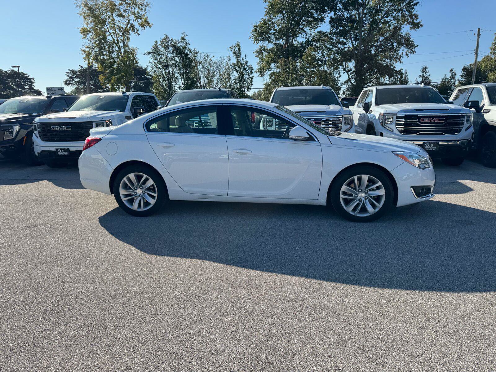 Used 2014 Buick Regal FWD image 8