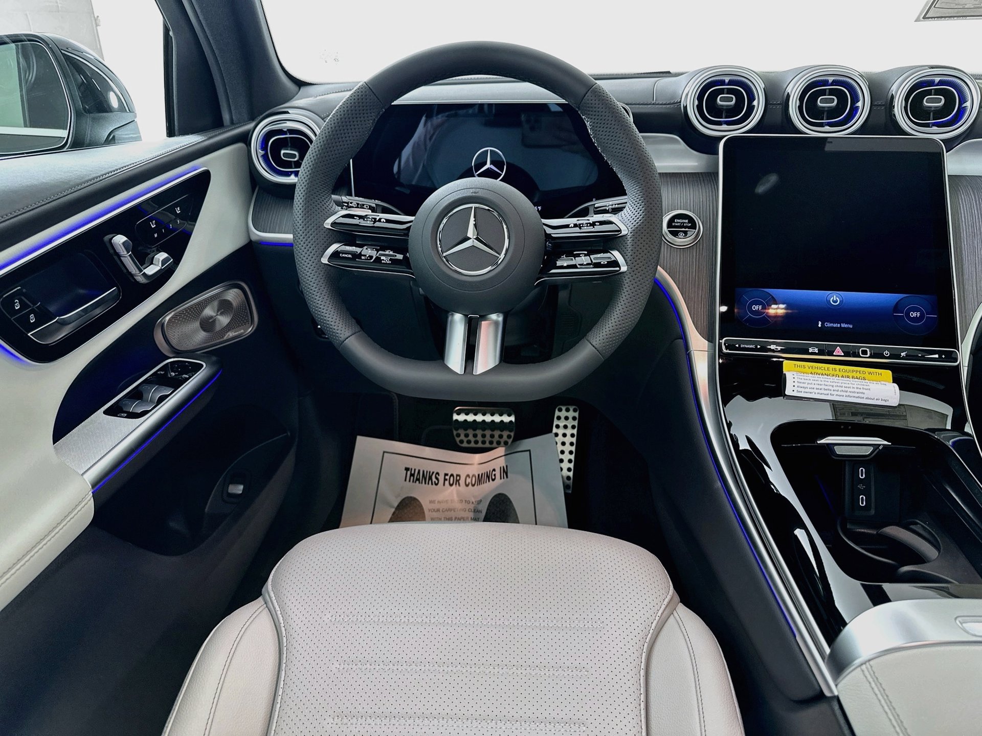 New 2027 Mercedes-Benz GLC 300 4MATIC image 25
