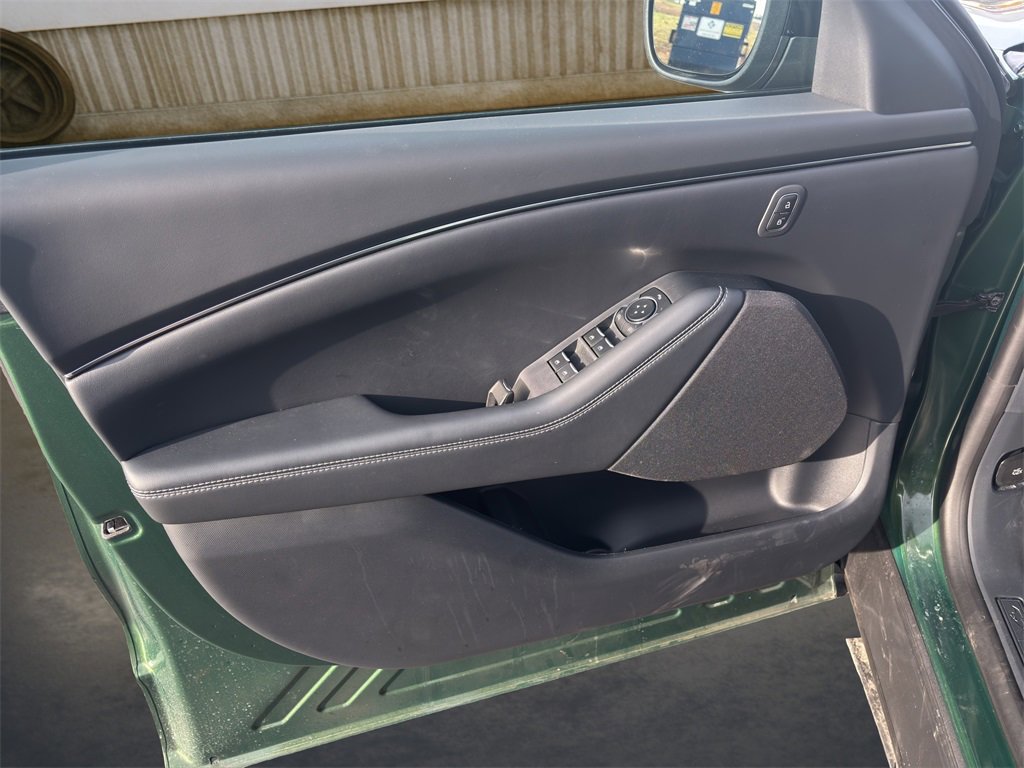 New 2025 Ford Mustang Mach-E Select image 18