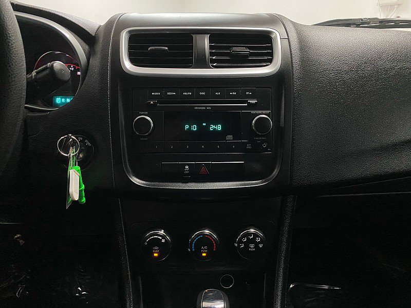 Used 2011 Dodge Avenger Express image 19