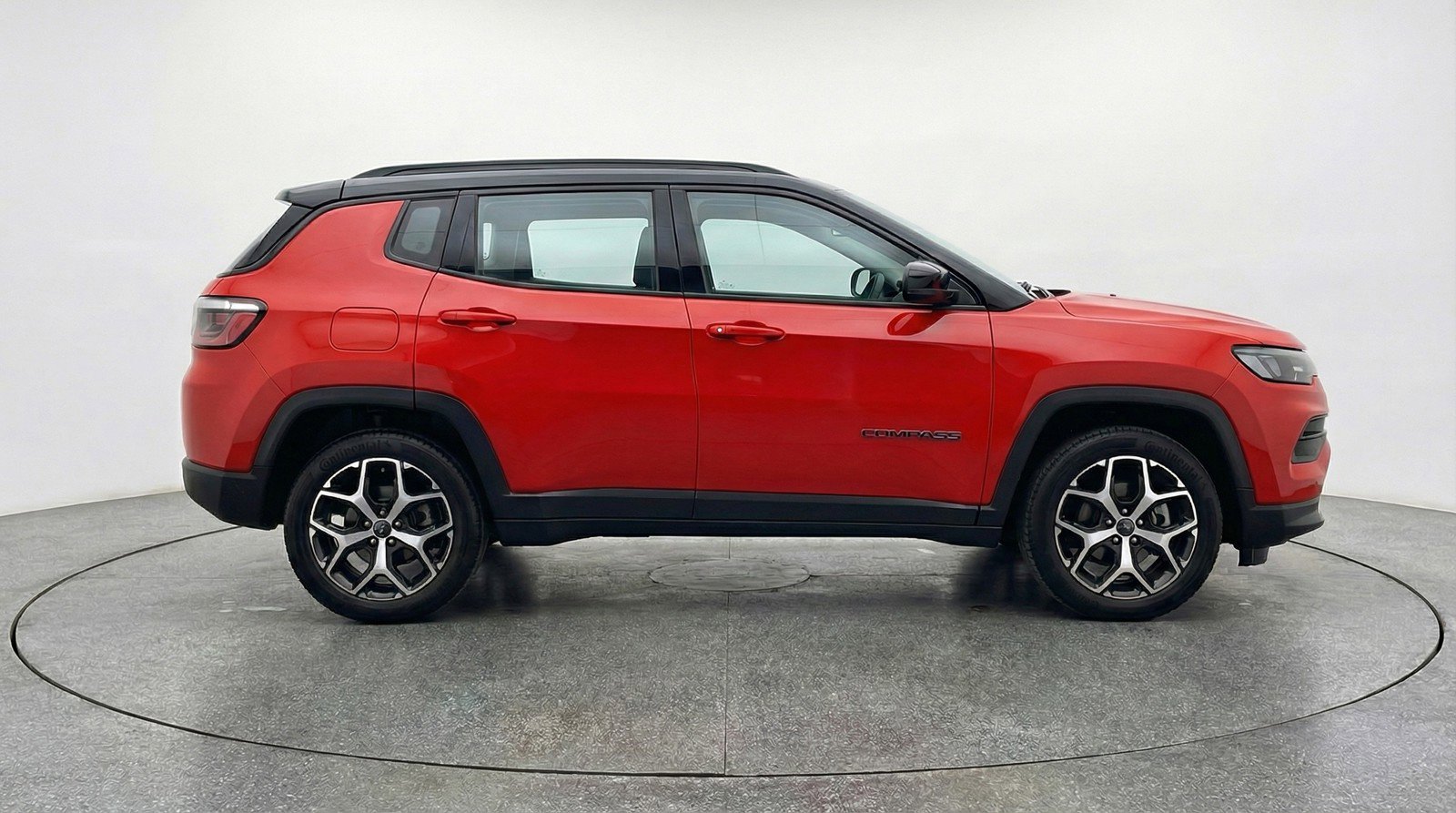 Used 2025 Jeep Compass Limited image 11