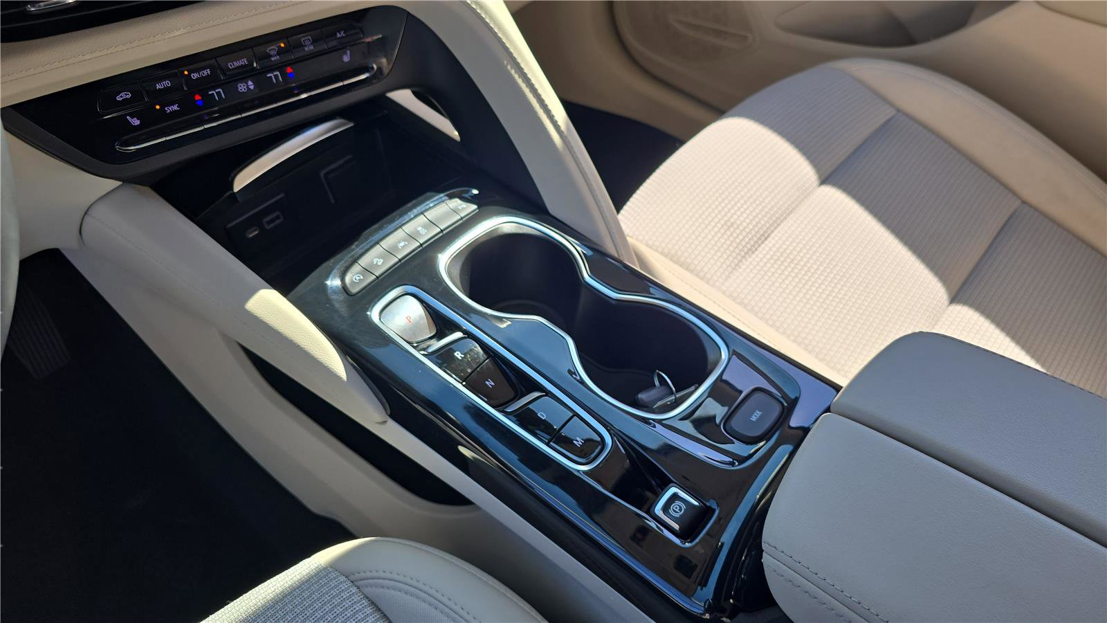 Used 2023 Buick Envision Preferred AWD/4WD image 24