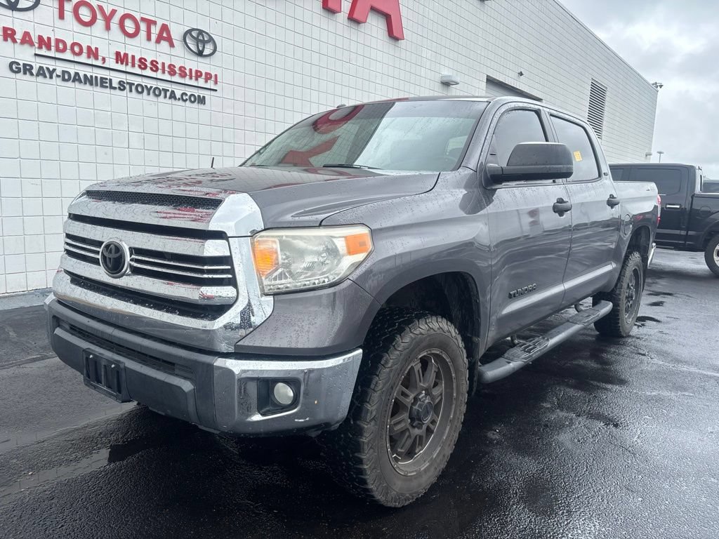 Used 2016 Toyota Tundra SR5 RWD image 1
