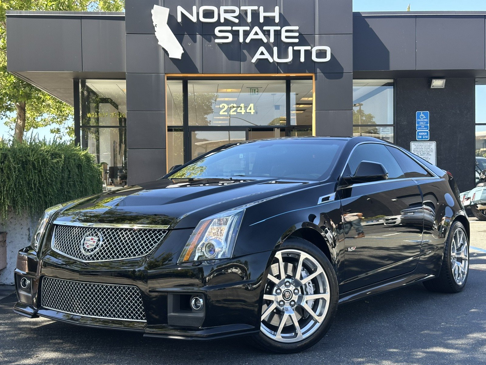 Used 2013 Cadillac CTS V RWD image 2