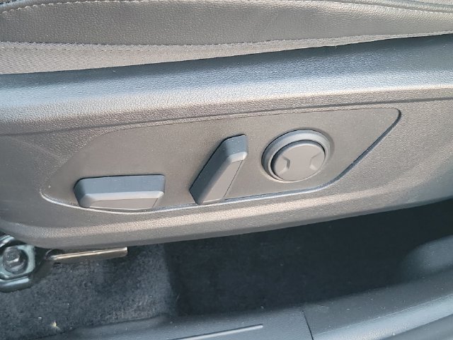 Certified 2025 Hyundai Tucson SEL AWD/4WD image 6