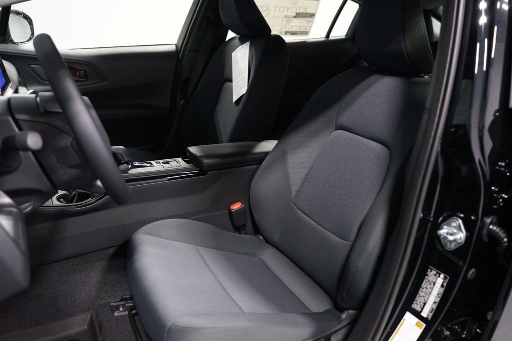 New 2026 Toyota Prius LE image 25