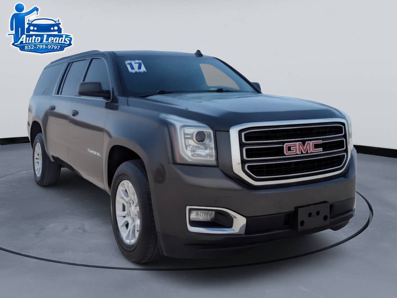 Used 2017 GMC Yukon XL SLT w/ HD Trailering Package image 2