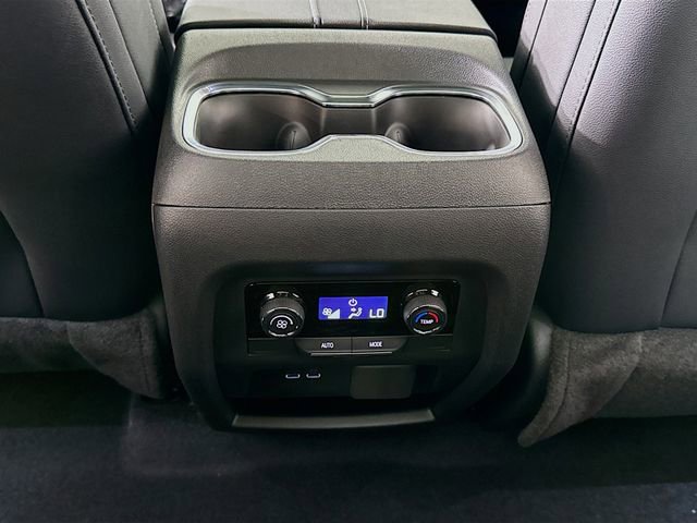 New 2026 Chevrolet Traverse LT w/ Sun and Wheel Package image 29