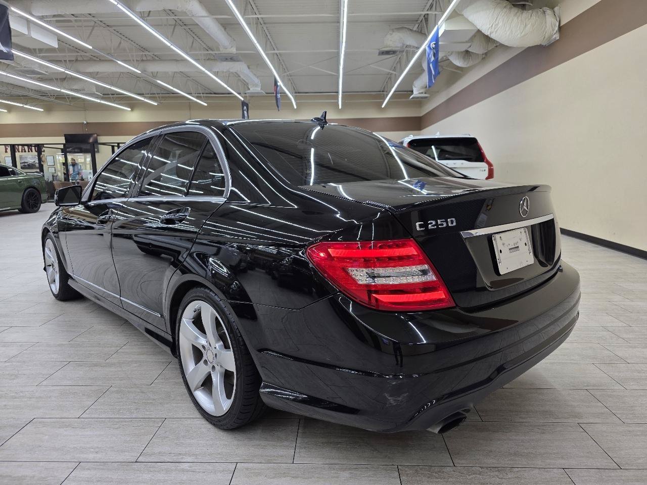 Used 2014 Mercedes-Benz C 250 Sedan w/ Multimedia Package image 7