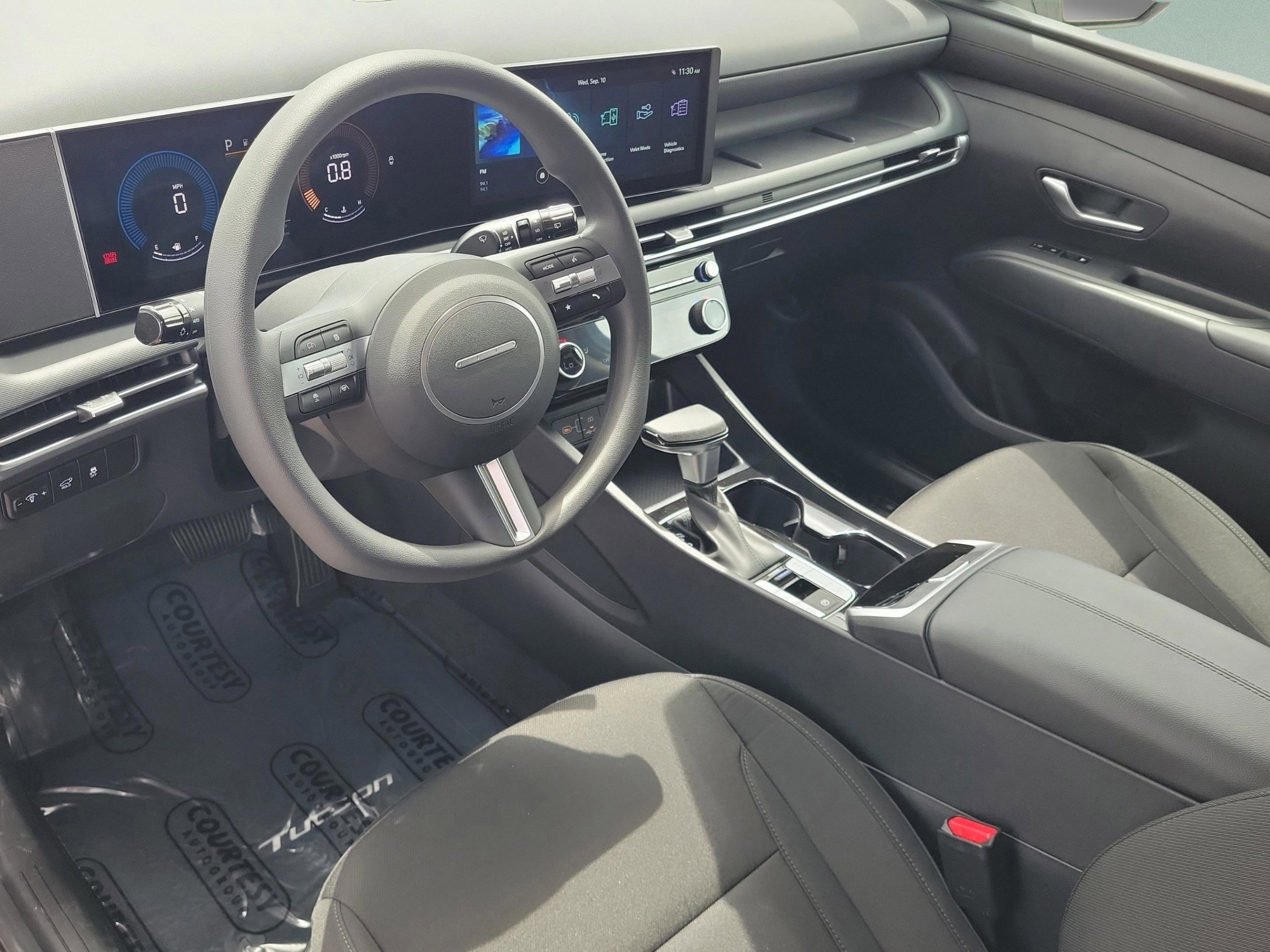 New 2026 Hyundai Tucson SEL image 18