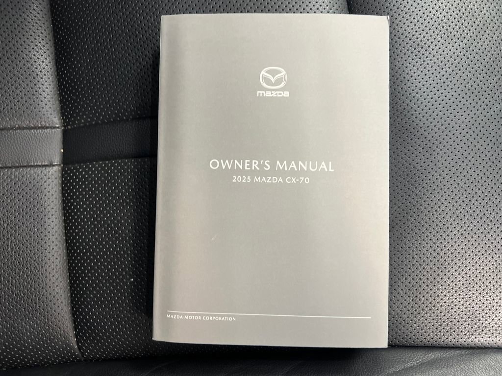 Used 2025 MAZDA CX-70 3.3 Turbo w/ Preferred Package image 27