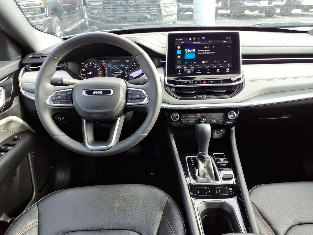 Certified 2024 Jeep Compass Limited AWD/4WD image 14