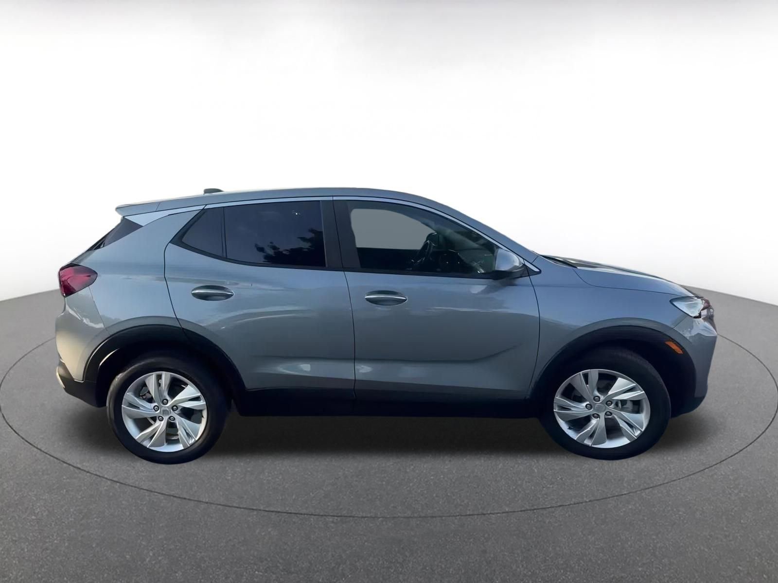 Used 2025 Buick Encore GX Preferred image 16