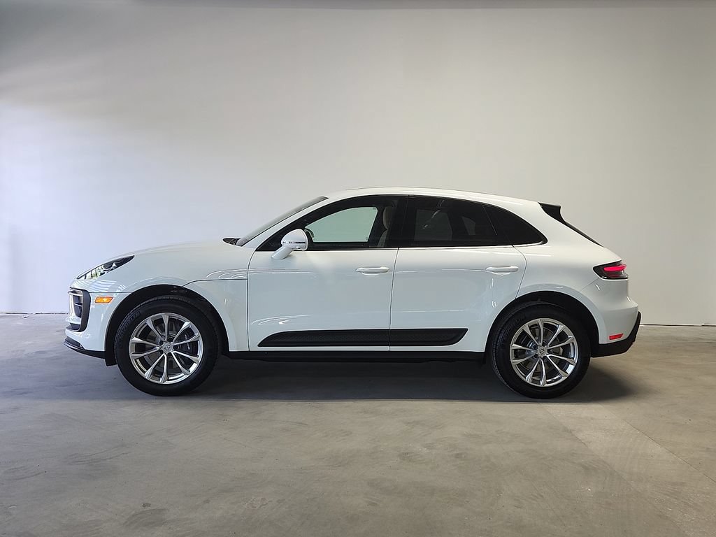 New 2026 Porsche Macan AWD/4WD image 2