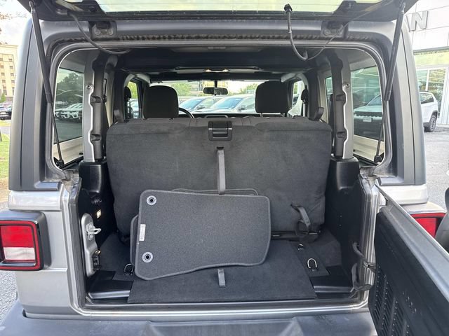 Certified 2019 Jeep Wrangler Sport AWD/4WD image 14