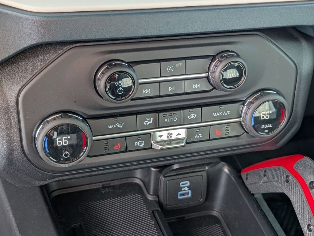 New 2025 Ford Bronco Heritage Edition AWD/4WD image 35