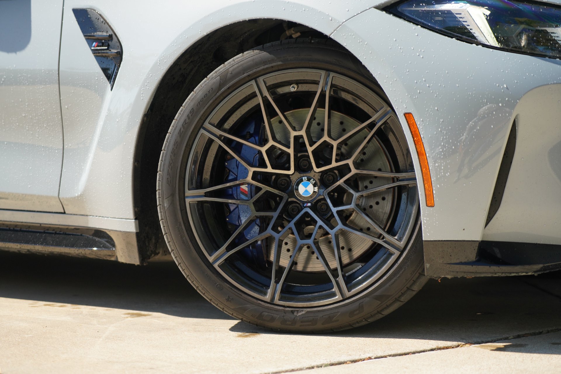 Used 2025 BMW M3 Competition RWD image 3
