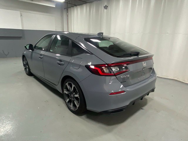 Used 2025 Honda Civic Sport Touring image 2