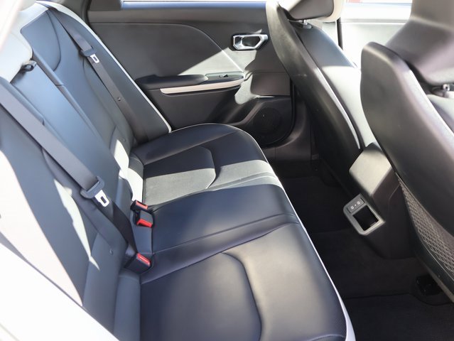 Used 2025 Kia K4 GT-Line w/ GT-Line Premium Package image 13